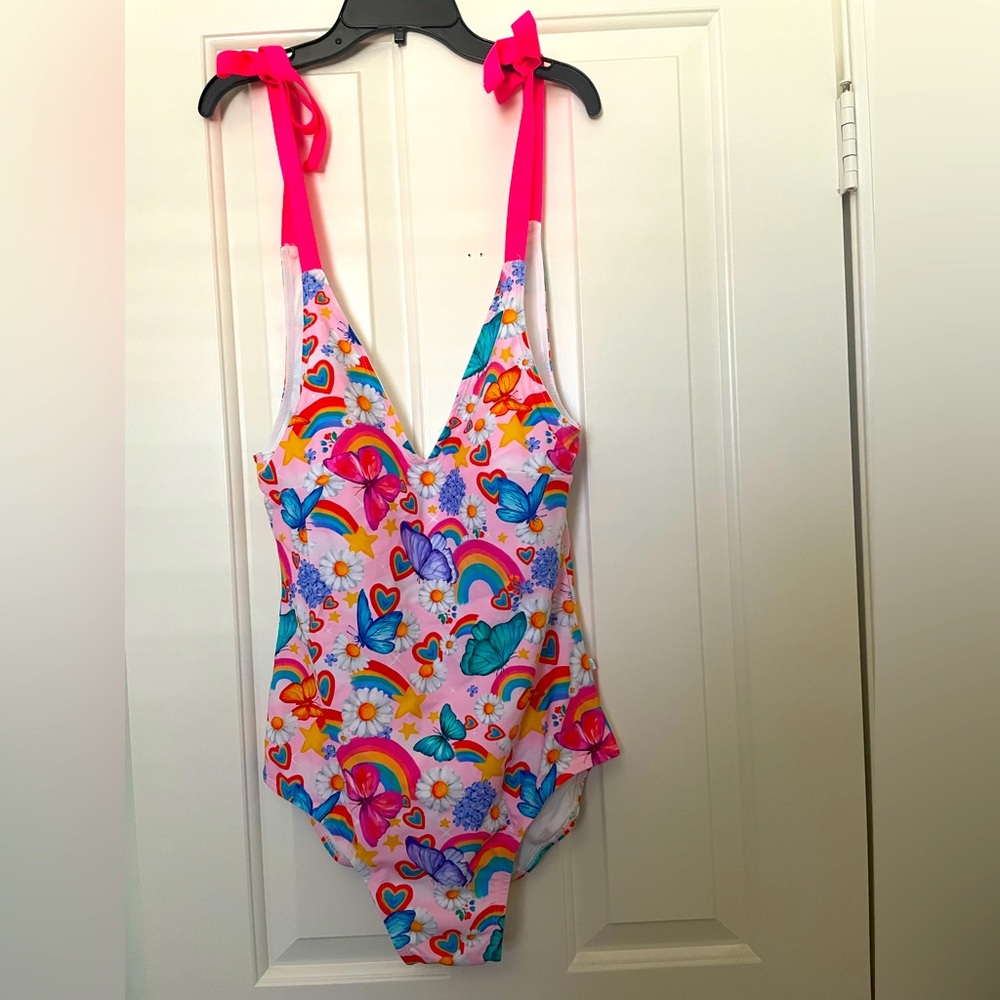Posh Peanut Women’s Swimsuit NWT